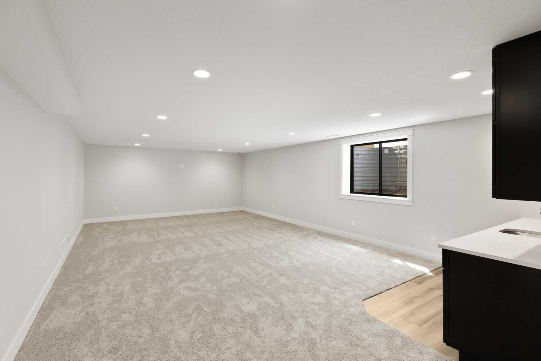 Carpet Flooring Project in Des Moines, IA